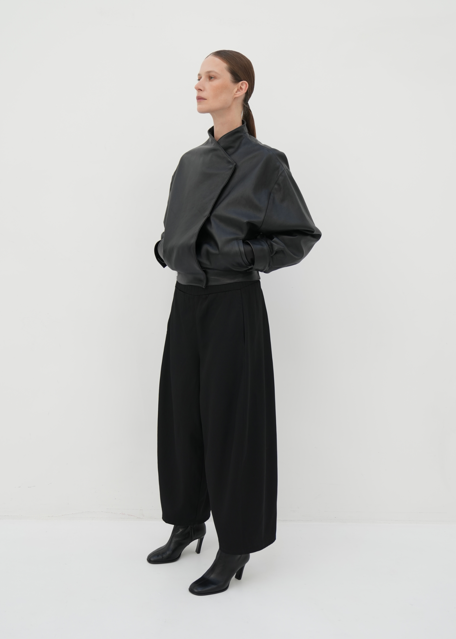 Wide leg wool pants – Diana Milkanova