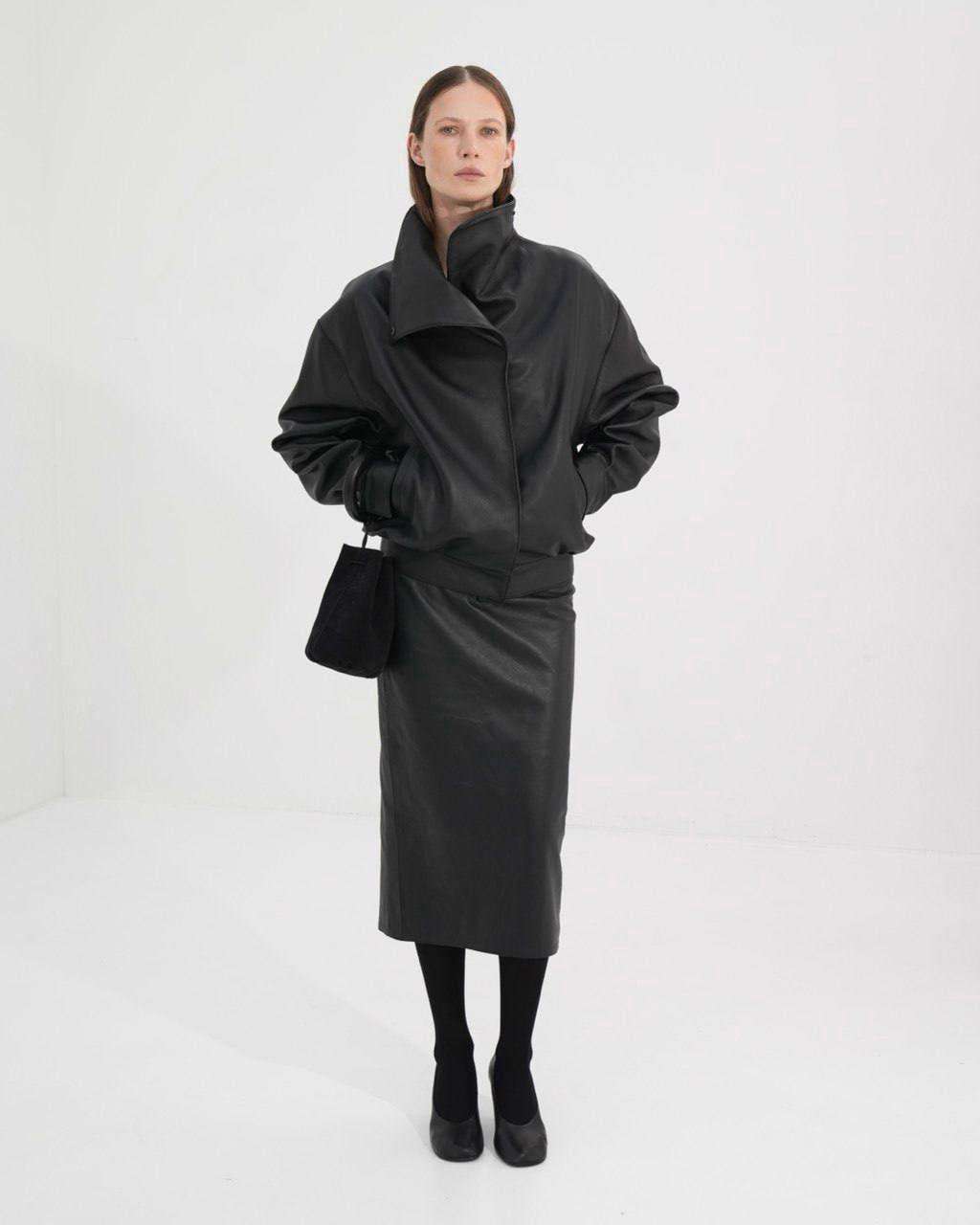 Wood Handle Bag in suede