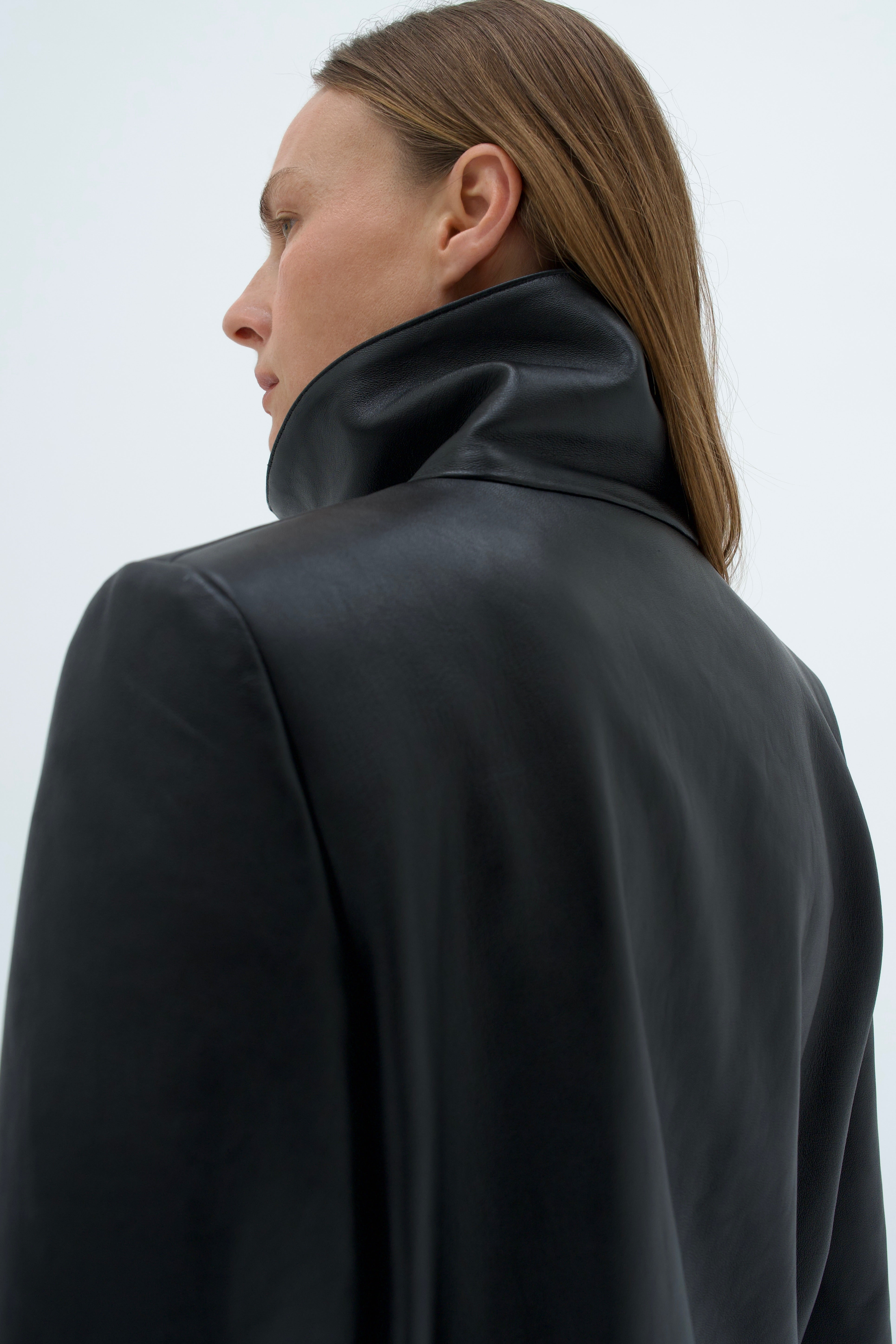 Structured Stand-Collar Leather jacket – Diana Milkanova