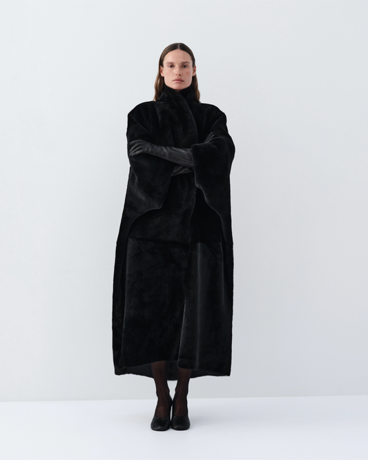 Sculpted Shearling Coat in black