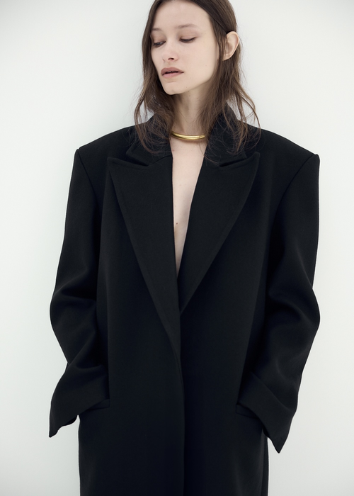 Manteau classique en noir