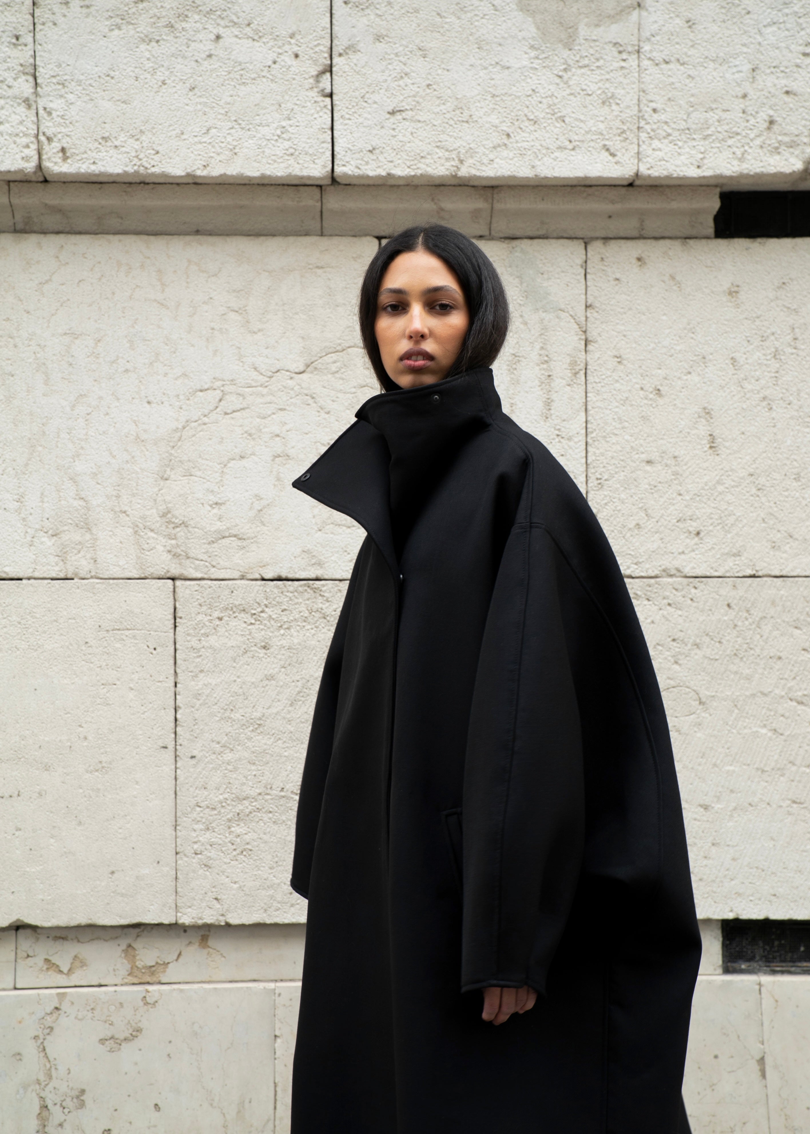 Signature Mia Coat in black - Midseason – Diana Milkanova